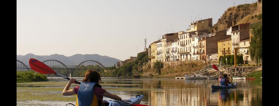 Caiac pel riu Ebre